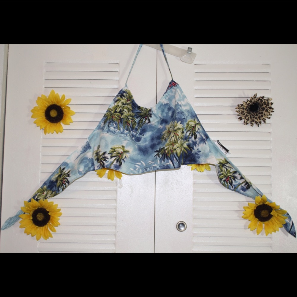 Cute Tropical Hawaiian Print Halter Top